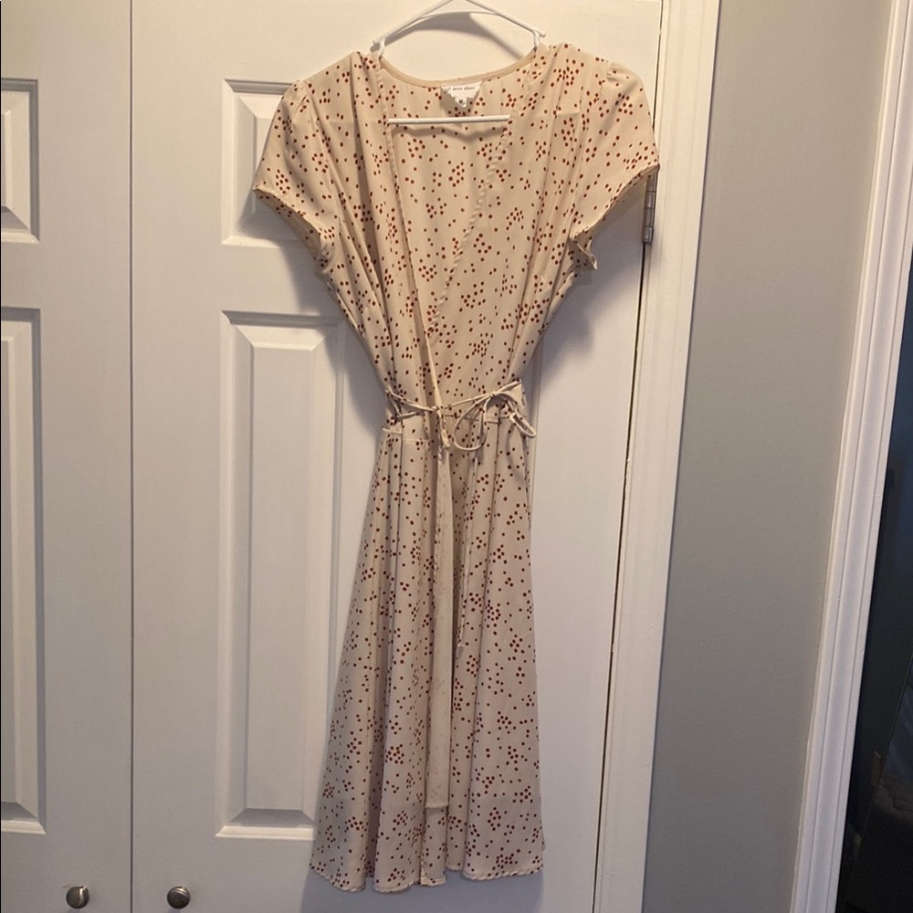 Chic Cream Wrap Dress with Brick Square Print Size M (brand: no less than)
